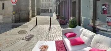 GALERIE ET STUDIO GRENADINE