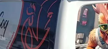 LE COQ COUVREUR